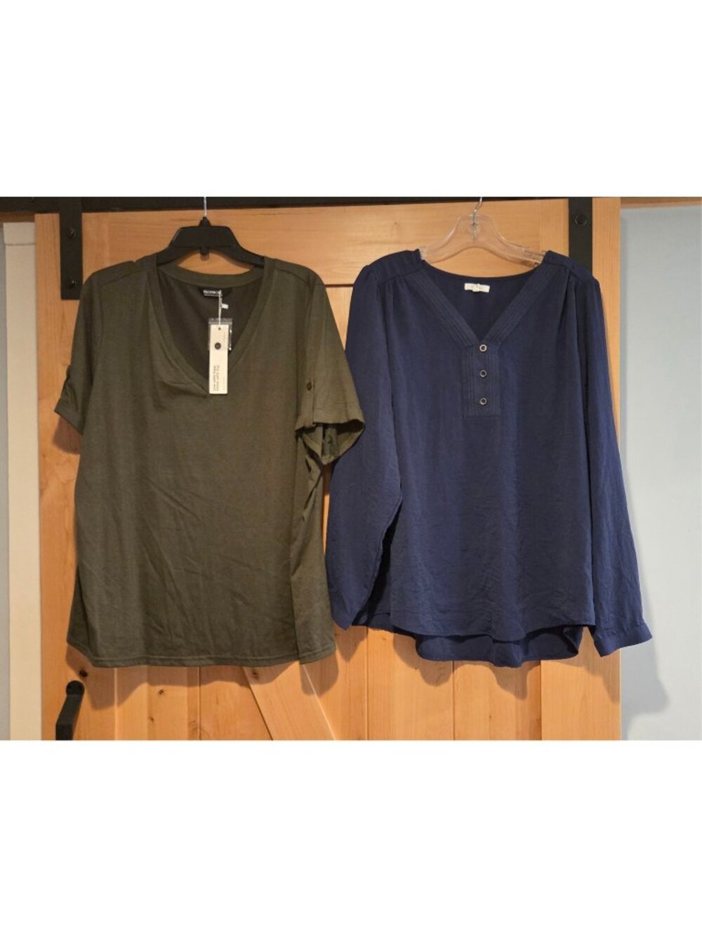 Lot of 2 Bloomchic Maurice Blouse Size OX 18-20 Blue Green V neck
